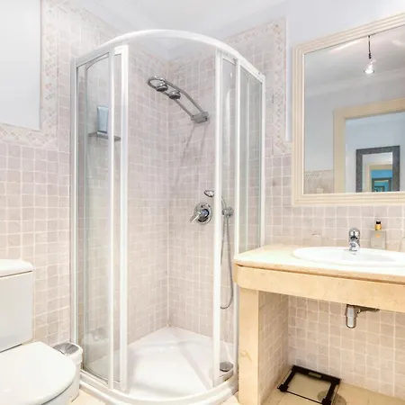 Gadea 11-2 Apartment